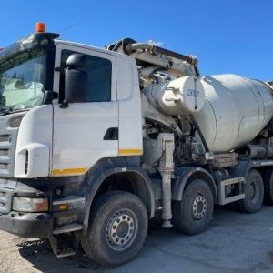 foto Pumi 32m pumpe+ mischer Beton CIFA 8x4 Scania